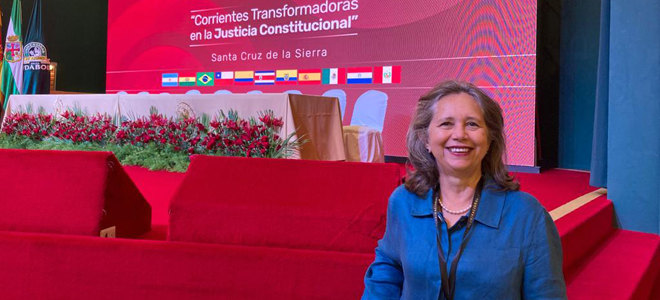Acesse a notícia completa: Germana Moraes participa de Congresso Internacional de Direito Constitucional