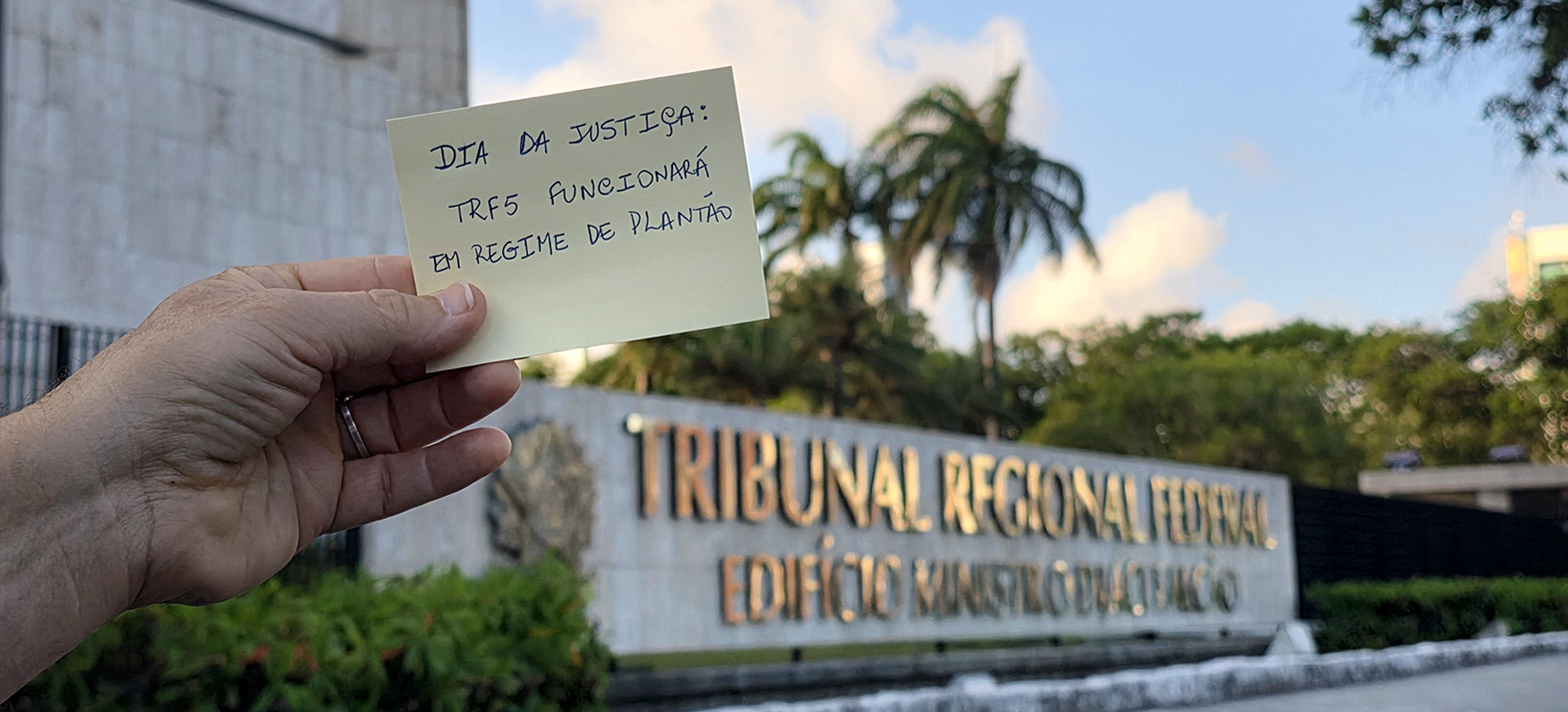 Acesse a notícia comleta: Dia da Justiça: TRF5 funcionará em regime de plantão na segunda-feira (8) 