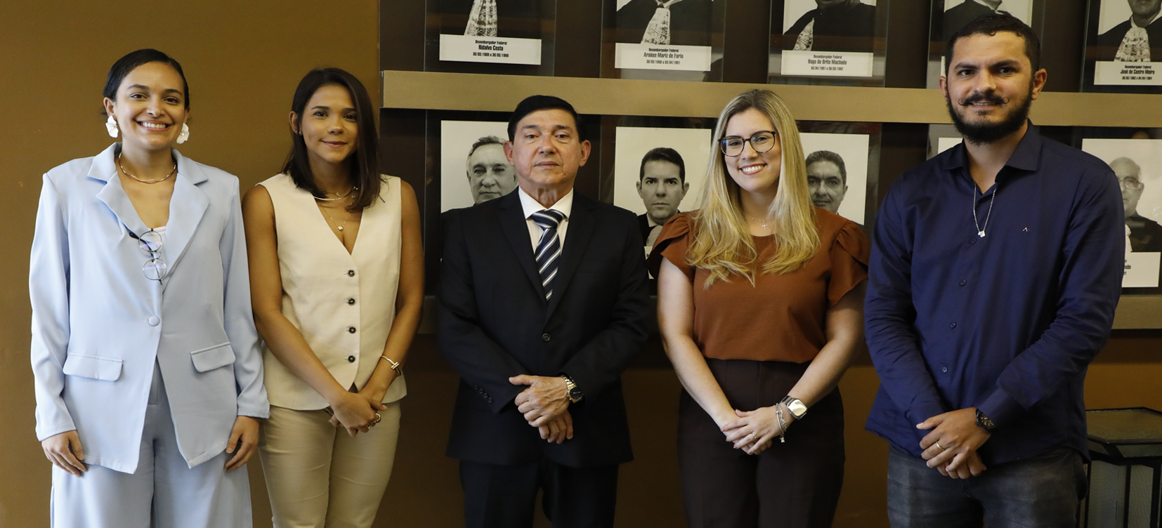 Acesse a notícia comleta: Três novas servidoras e um servidor tomam posse no TRF5 