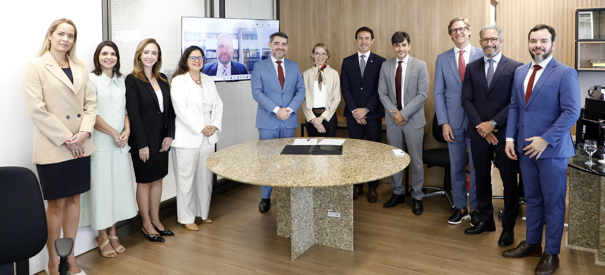 Acesse a notícia comleta: TRF5 consolida acordo tributário histórico e formaliza cooperação para gestão de mais de 200 processos 