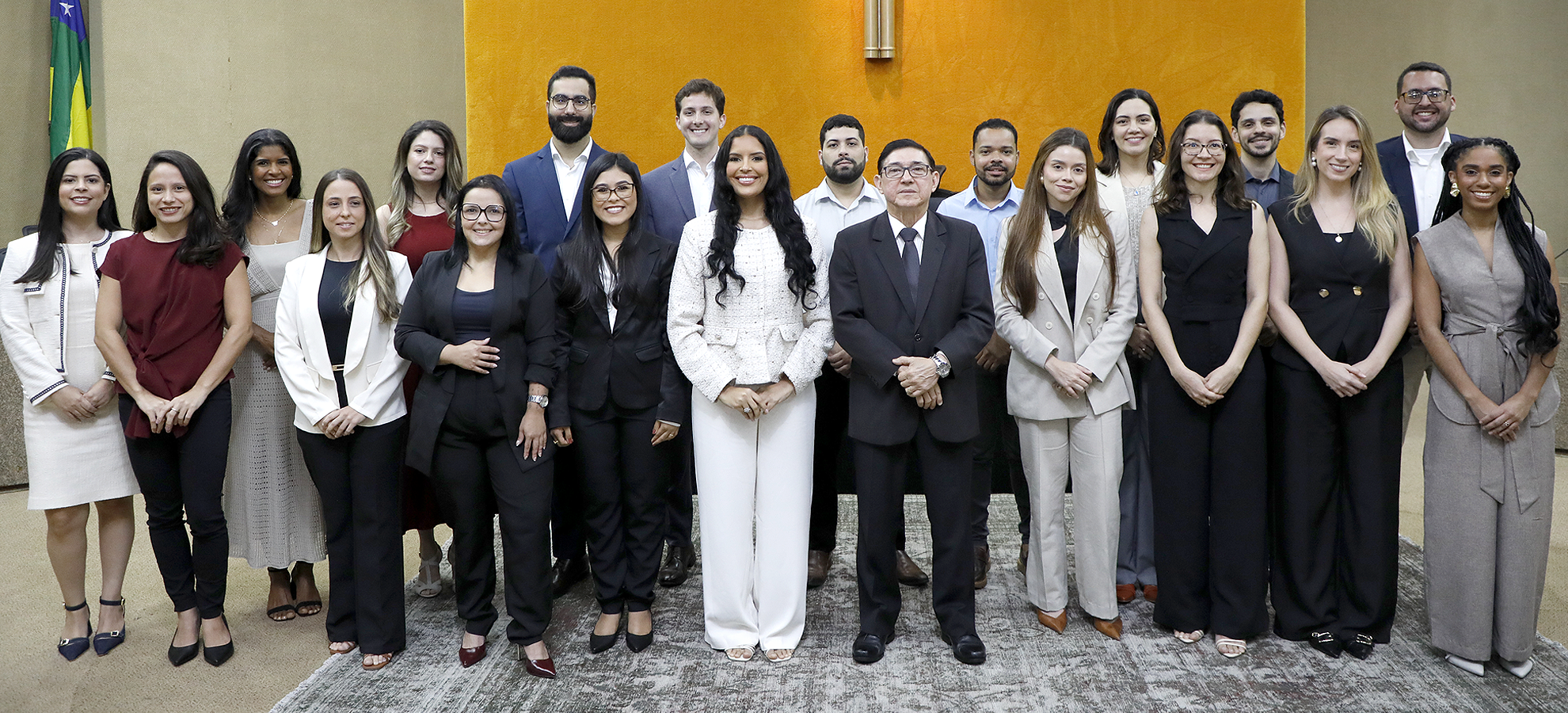 Acesse a notícia comleta: Presidente do TRF5 realiza posse coletiva de 19 servidores(as) na Corte 