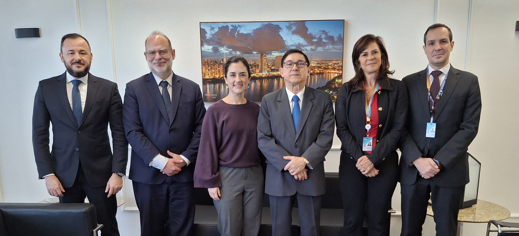 Acesse a notícia comleta: Roberto Machado recebe visita institucional de gerentes nacionais da Caixa Econômica Federal